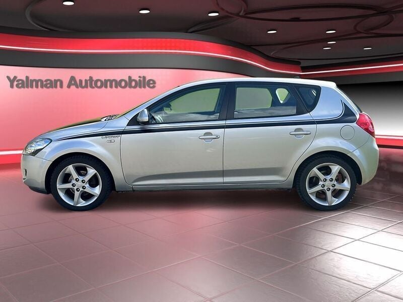 Gebraucht Kia Ceed EX 140 PS (102 kW) 2009 Silber Kleinwagen