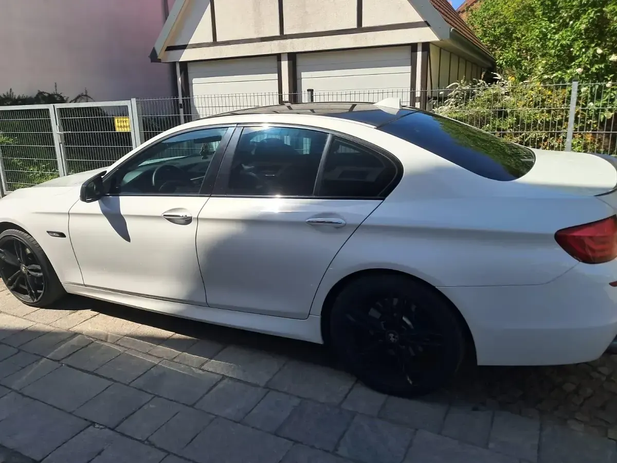 Używany BMW 535 300 KM (220 kW) 2011 Biały Sedan/Limuzyna