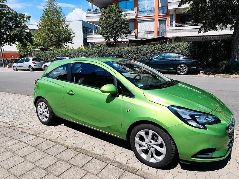 Grün Gebraucht 2016 Opel Corsa Edition Kleinwagen | 5.000 € (Guter Preis) - Bild 1/4