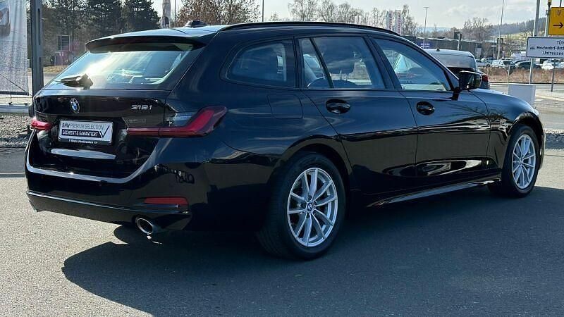 Gebraucht BMW 318 156 PS (114 kW) 2023 Schwarz uni Kombi