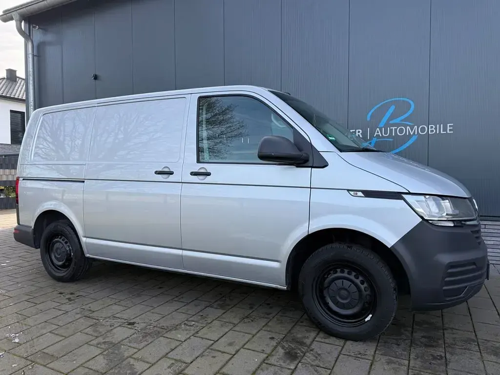 Second-hand VW Transporter 150 CP (110 kW) 2021 Argintiu Van