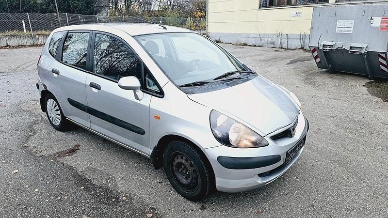 Gebraucht Honda Jazz LS 83 PS (61 kW) 2002 Silber Kleinwagen