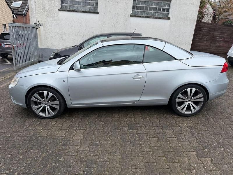 Gebraucht VW Eos Individual 140 PS (102 kW) 2008 Silber Cabrio