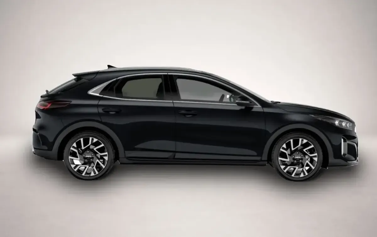 Neu Kia XCeed 150 PS (110 kW) 2026 Schwarz SUV