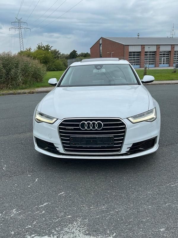 Weiß Gebraucht 2017 Audi A6 Comfort Limousine | 18.900 € (Superpreis) - Bild 1/4