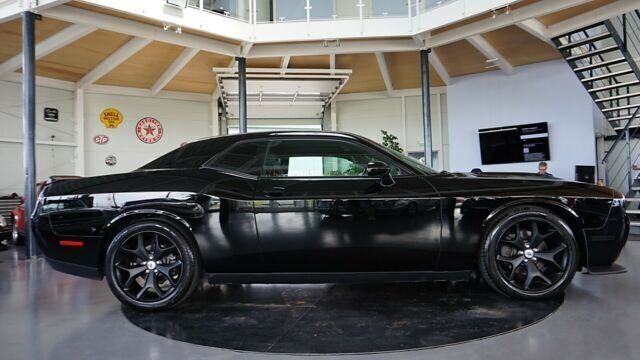 Gebraucht Dodge Challenger 377 PS (277 kW) 2018 Schwarz metallic Coupé