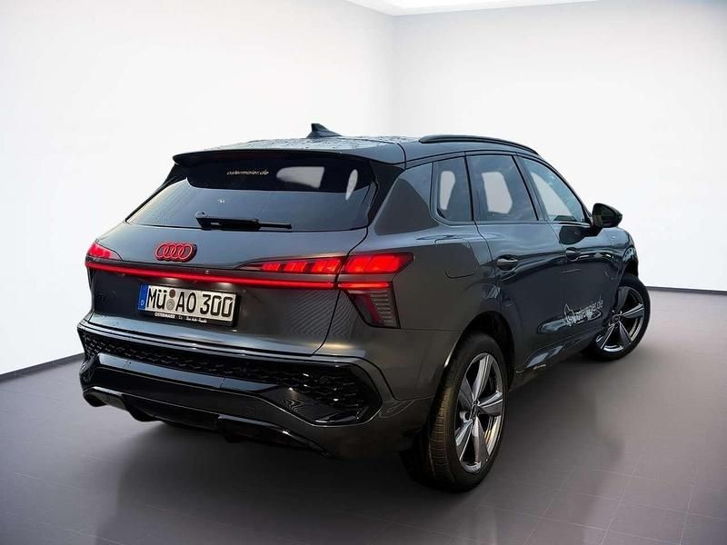Gebraucht Audi Q3 Ambiente 150 PS (110 kW) 2025 Daytonagrau perleffekt SUV