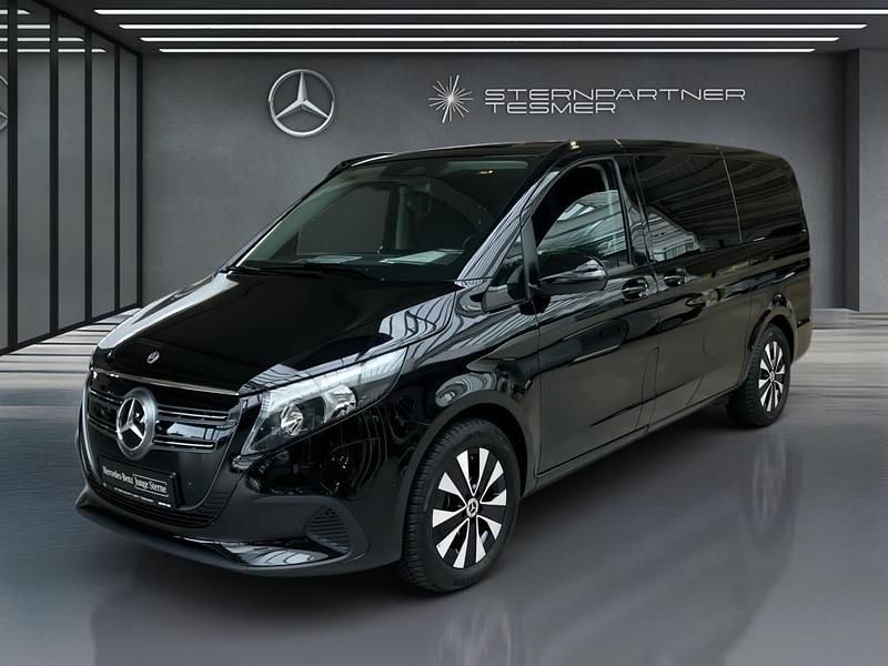 Obsidianschwarz metallic Gebraucht 2024 Mercedes EQV300 Van / Kleinbus | 48.888 € (Guter Preis) - Bild 1/4