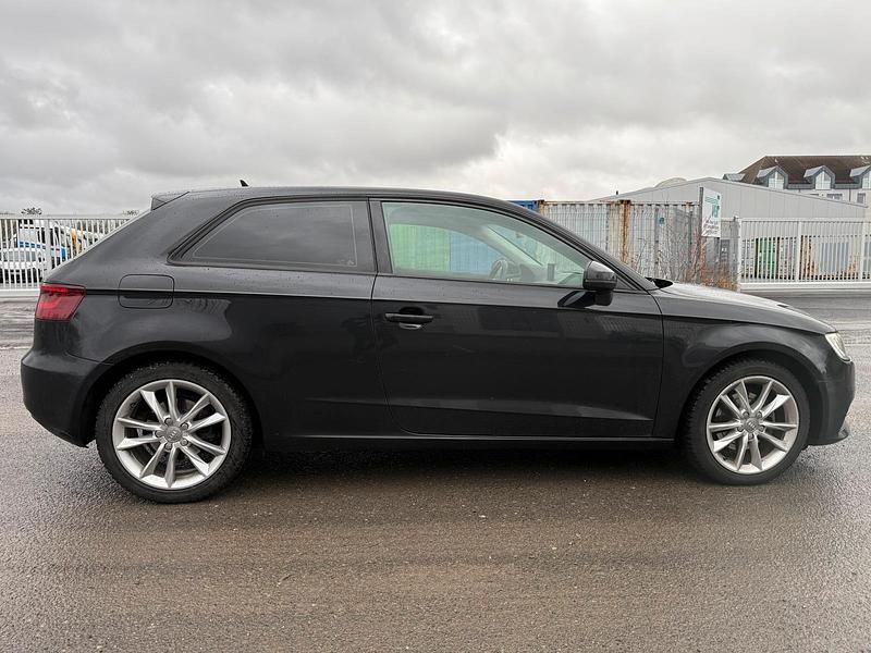 Gebraucht Audi A3 S-Line 122 PS (89 kW) 2013 Schwarz Kleinwagen