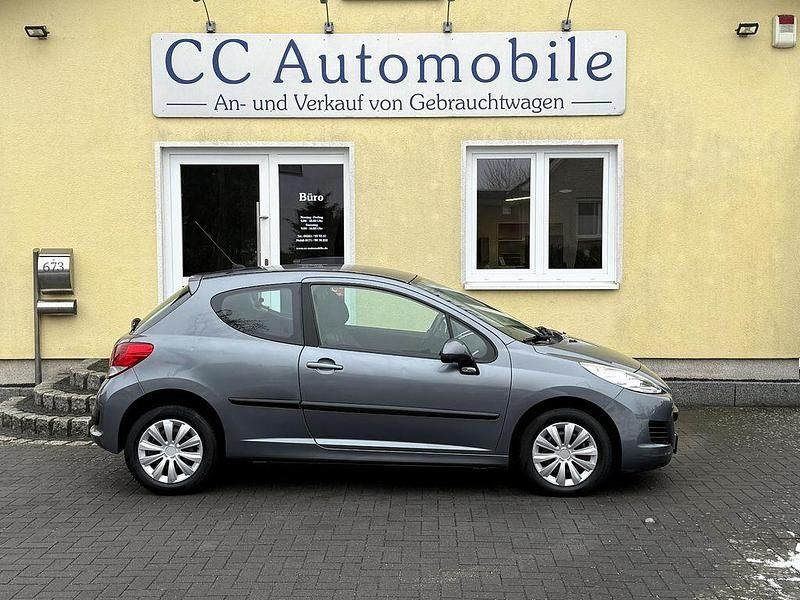 Gebraucht Peugeot 207 Tendance 73 PS (53 kW) 2009 Grau Kleinwagen