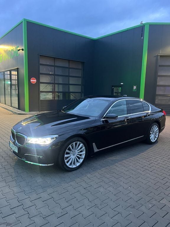 Schwarz Gebraucht 2018 BMW 740 Limousine | 34.500 € (Superpreis) - Bild 1/4