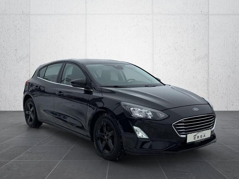 Gebraucht Ford Focus Titanium 120 PS (88 kW) 2020 Schwarz Limousine