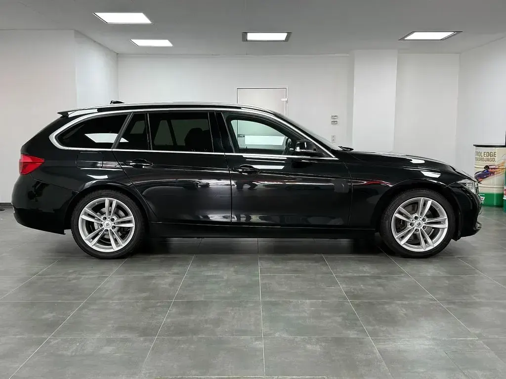 Gebraucht BMW 330 Luxury Line 252 PS (185 kW) 2019 Schwarz Kombi