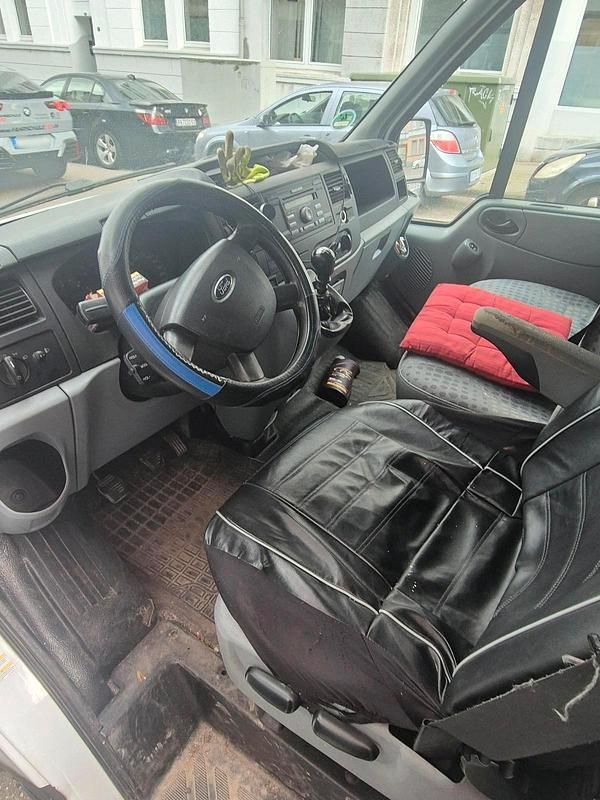 Second-hand Ford Transit 128 CP (94 kW) 2010 Alb Monovolum