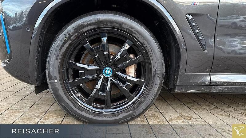 Gebraucht BMW iX3 Shadowline 210 kW (286 PS) 2022 Sophistograu brillanteffekt SUV