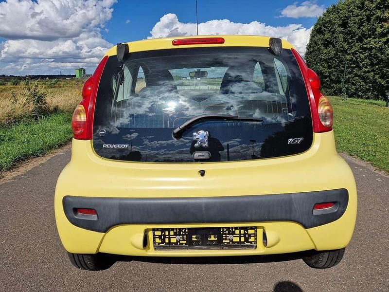 Gebraucht Peugeot 107 Filou 68 PS (50 kW) 2008 Gelb Kleinwagen
