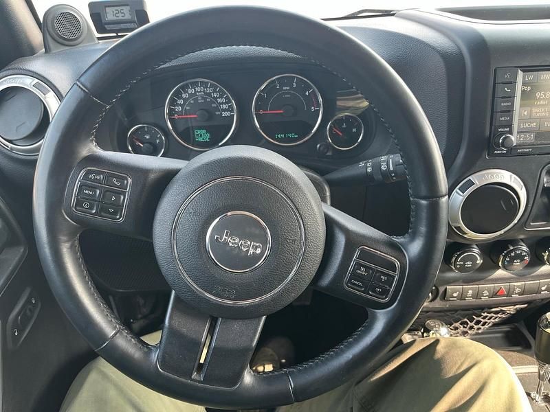 Gebraucht Jeep Wrangler 200 PS (147 kW) 2014 Schwarz SUV