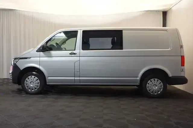 Gebraucht VW T6.1 150 PS (110 kW) 2021 Silber Van