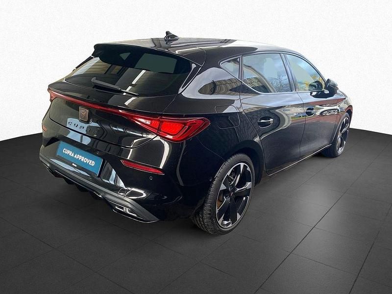 Gebraucht Cupra Leon 150 PS (110 kW) 2023 Midnight schwarz metallic Limousine
