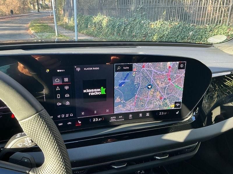 Second-hand Audi A5 Edition .1 204 CP (150 kW) 2024 Gri Break