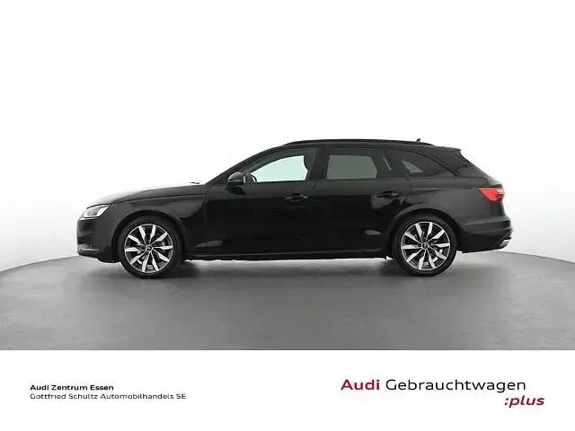 Gebraucht Audi A4 Advanced 204 PS (150 kW) 2023 Mythosschwarz metallic Kombi