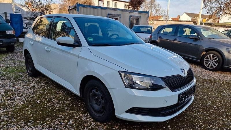 Gebraucht Skoda Fabia Cool Plus 60 PS (44 kW) 2018 Weiß Limousine