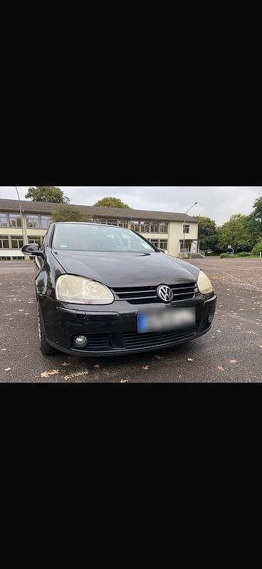 Gebraucht VW Golf V 75 PS (55 kW) 2004 Schwarz Kleinwagen