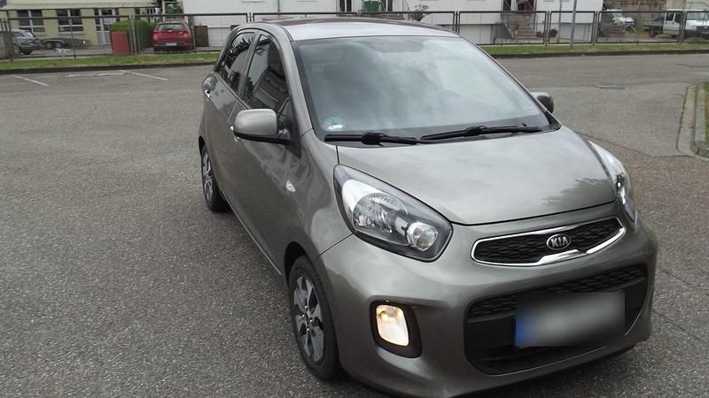 Używany Kia Picanto 86 KM (63 kW) 2015 Szary Hatchback