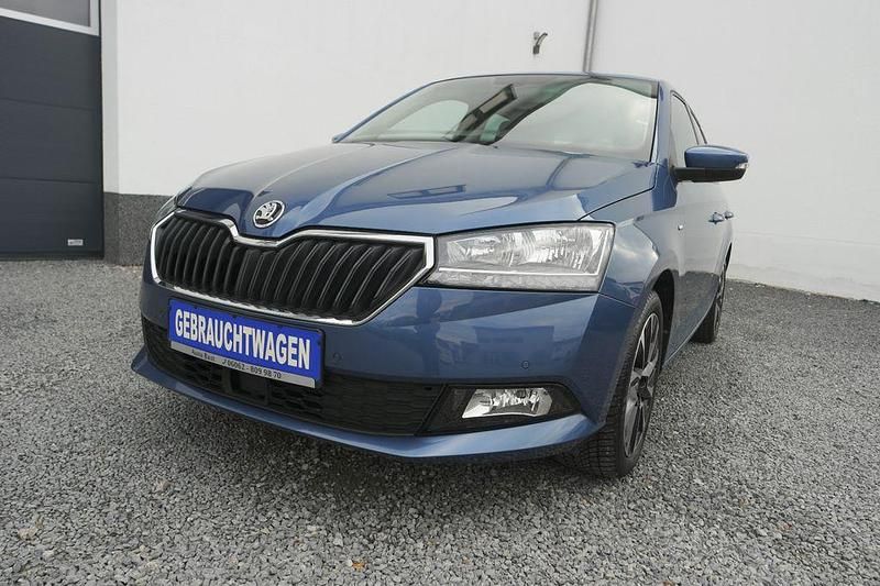Blau Gebraucht 2020 Skoda Fabia Drive Limousine | 12.900 € (Fairer Preis) - Bild 1/4
