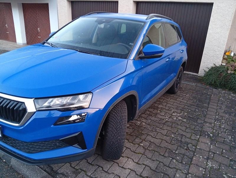 Gebraucht Skoda Karoq Selection 150 PS (110 kW) 2024 Blau SUV