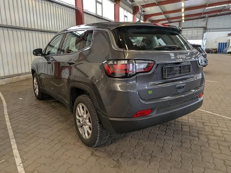 Gebraucht Jeep Compass Altitude 131 PS (96 kW) 2024 Grau SUV