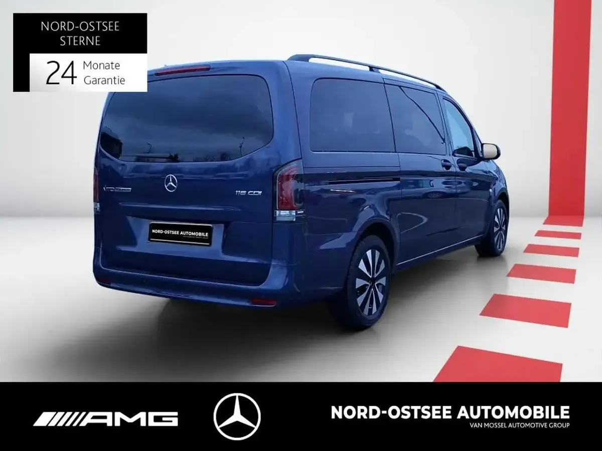 Gebraucht Mercedes Vito 163 PS (119 kW) 2024 Sodalithblau met. Van