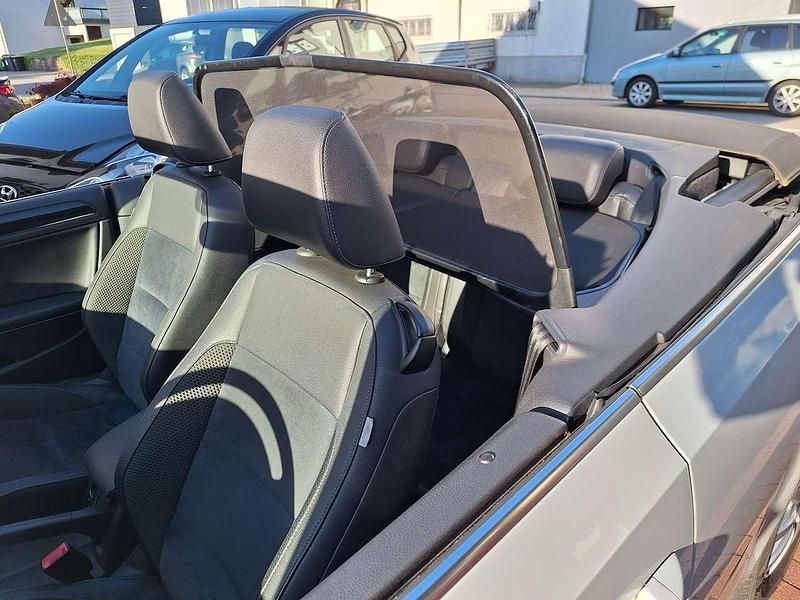 Gebraucht VW Golf Cabriolet 105 PS (77 kW) 2012 Weiß Cabrio