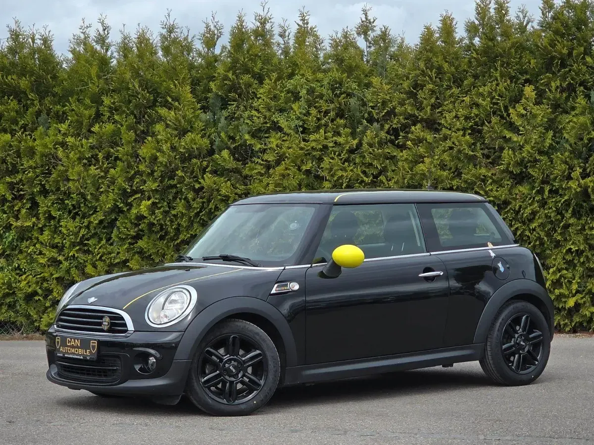 Käytetty Mini ONE 75 HP (55 kW) 2013 Musta Viistoperä