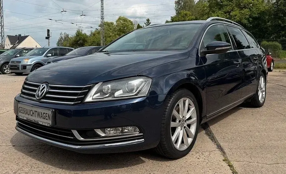 Gebraucht VW Passat Highline 170 PS (125 kW) 2011 Blau Kombi