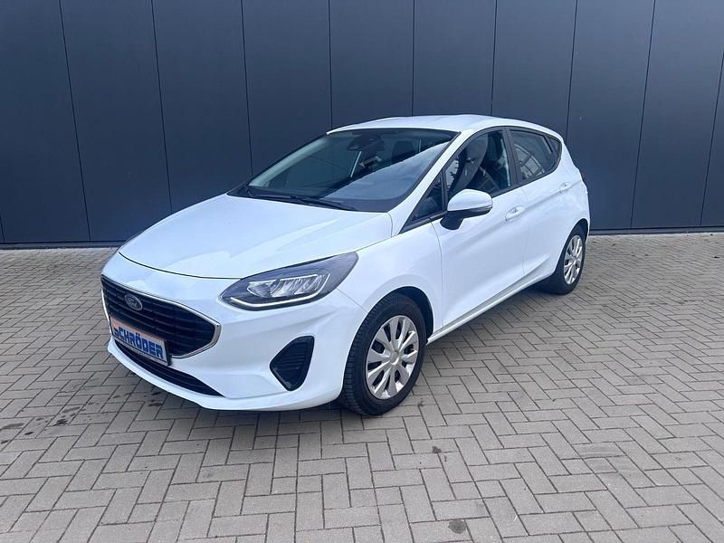Gebraucht Ford Fiesta Cool & Connect 75 PS (55 kW) 2022 Weiß Kleinwagen