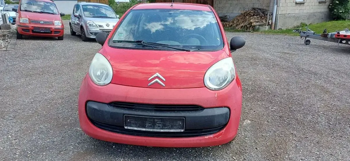 Gebraucht Citroën C1 Advance 68 PS (50 kW) 2006 Zu lackieren rot 3p0/deckende Kleinwagen