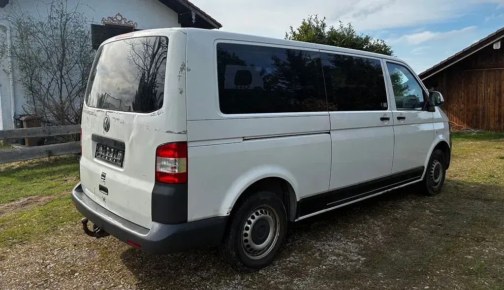 Gebraucht VW T5 102 PS (75 kW) 2012 Weiß Van