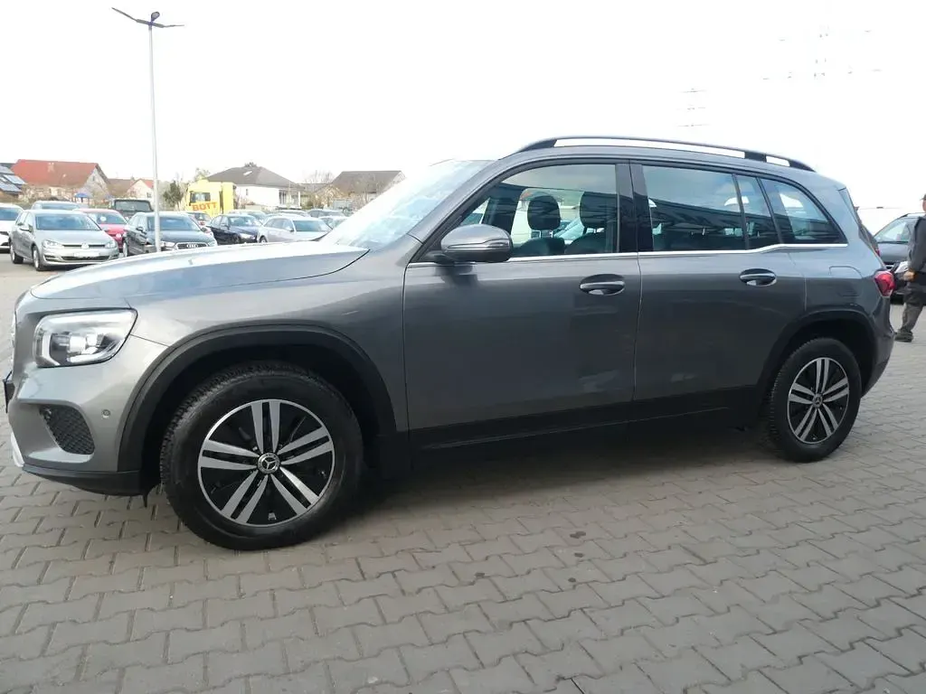 Gebraucht Mercedes GLB180 Business 116 PS (85 kW) 2020 Grau SUV
