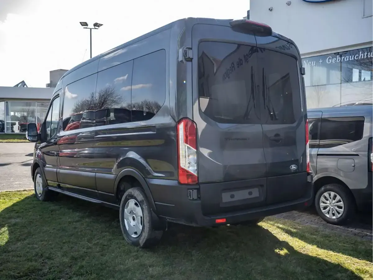 Neu Ford Transit Trend 150 PS (110 kW) 2026 Grau Kombi