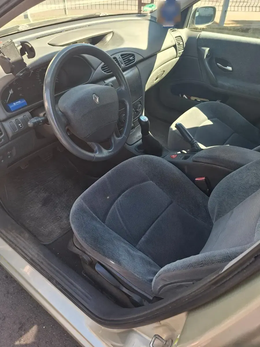Gebraucht Renault Laguna II 107 PS (78 kW) 2003 Gelb Limousine