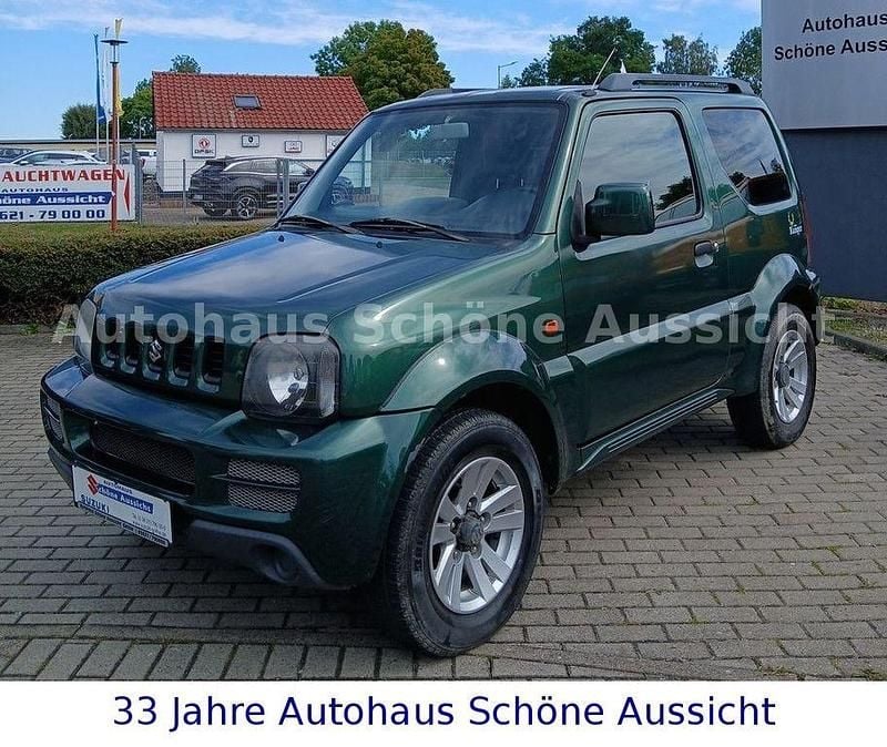Grün Gebraucht 2009 Suzuki Jimny SUV | 8.990 € (Guter Preis) - Bild 1/4