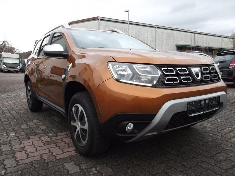 Gebraucht Dacia Duster Prestige 109 PS (80 kW) 2018 Orange SUV