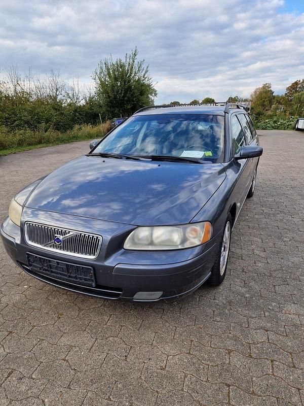 Grau Gebraucht 2005 Volvo V70 Kombi | 1.725 € (Superpreis) - Bild 1/4