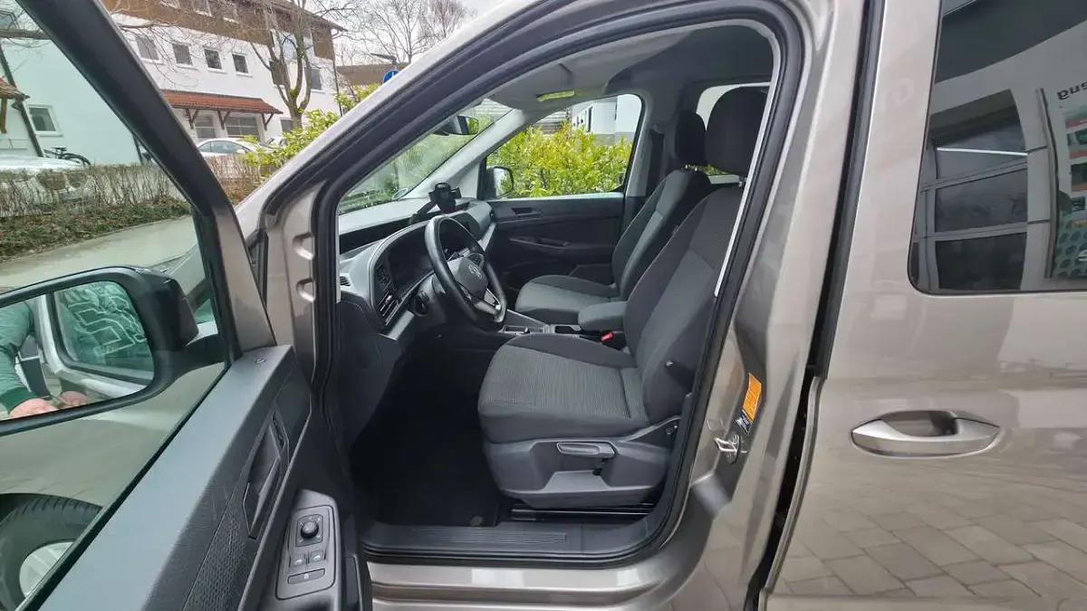 Gebraucht VW California California 114 PS (83 kW) 2022 Beige Van