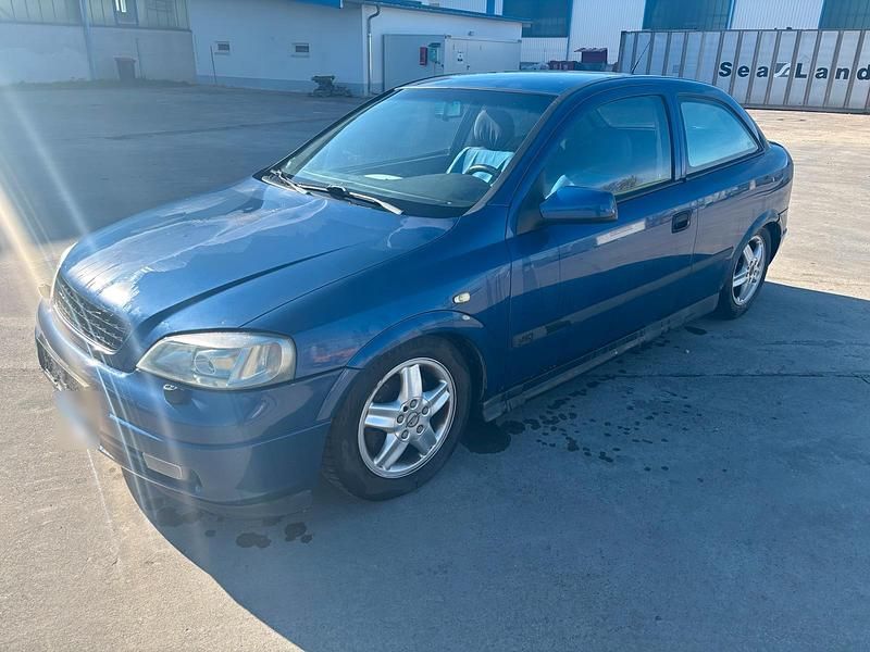 Gebraucht Opel Astra 125 PS (91 kW) 2002 Blau Kleinwagen