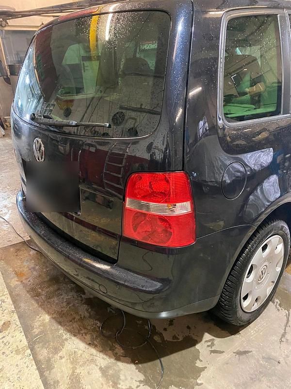 Gebraucht VW Touran 140 PS (102 kW) 2006 Schwarz Van / Kleinbus