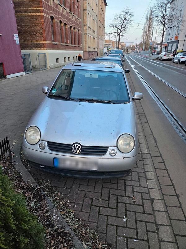 Silber Gebraucht 2002 VW Lupo Kleinwagen | 250 € (Superpreis) - Bild 1/4