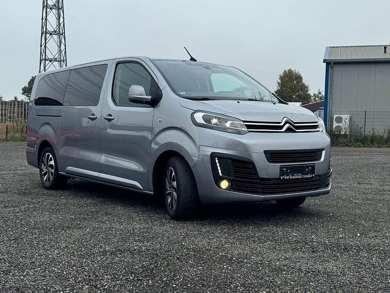 Silber Gebraucht 2021 Citroën Spacetourer Business Class Van | 28.560 € (Fairer Preis) - Bild 1/4