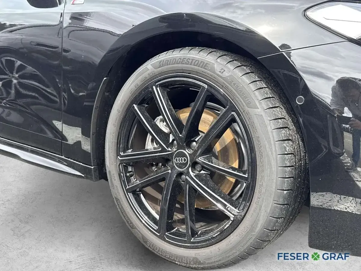 Gebraucht Audi A5 S-Line 150 PS (110 kW) 2025 Mythosschwarz metallic Kombi